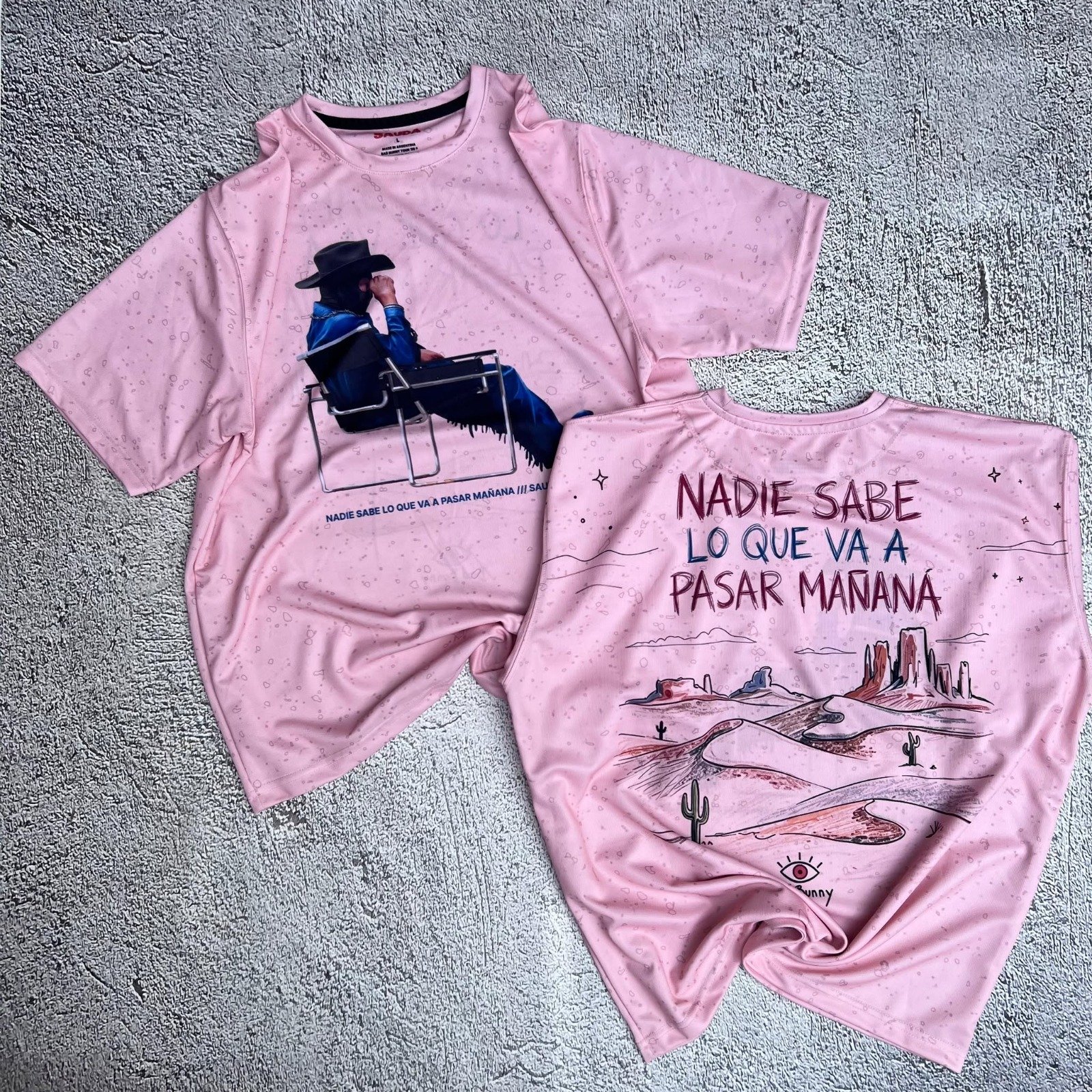 be1b446c-e8af-465a-8a74-0fcc56a66cde REMERA NADIE SABE ROSA - Imagen 1